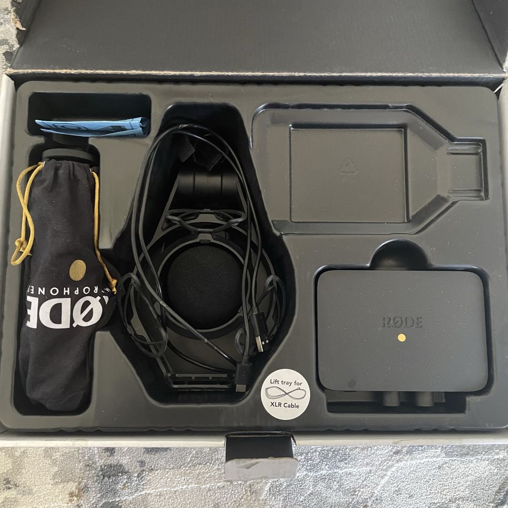 Микрофон Rode NT1/AI1 Studio Kit (чёрный)