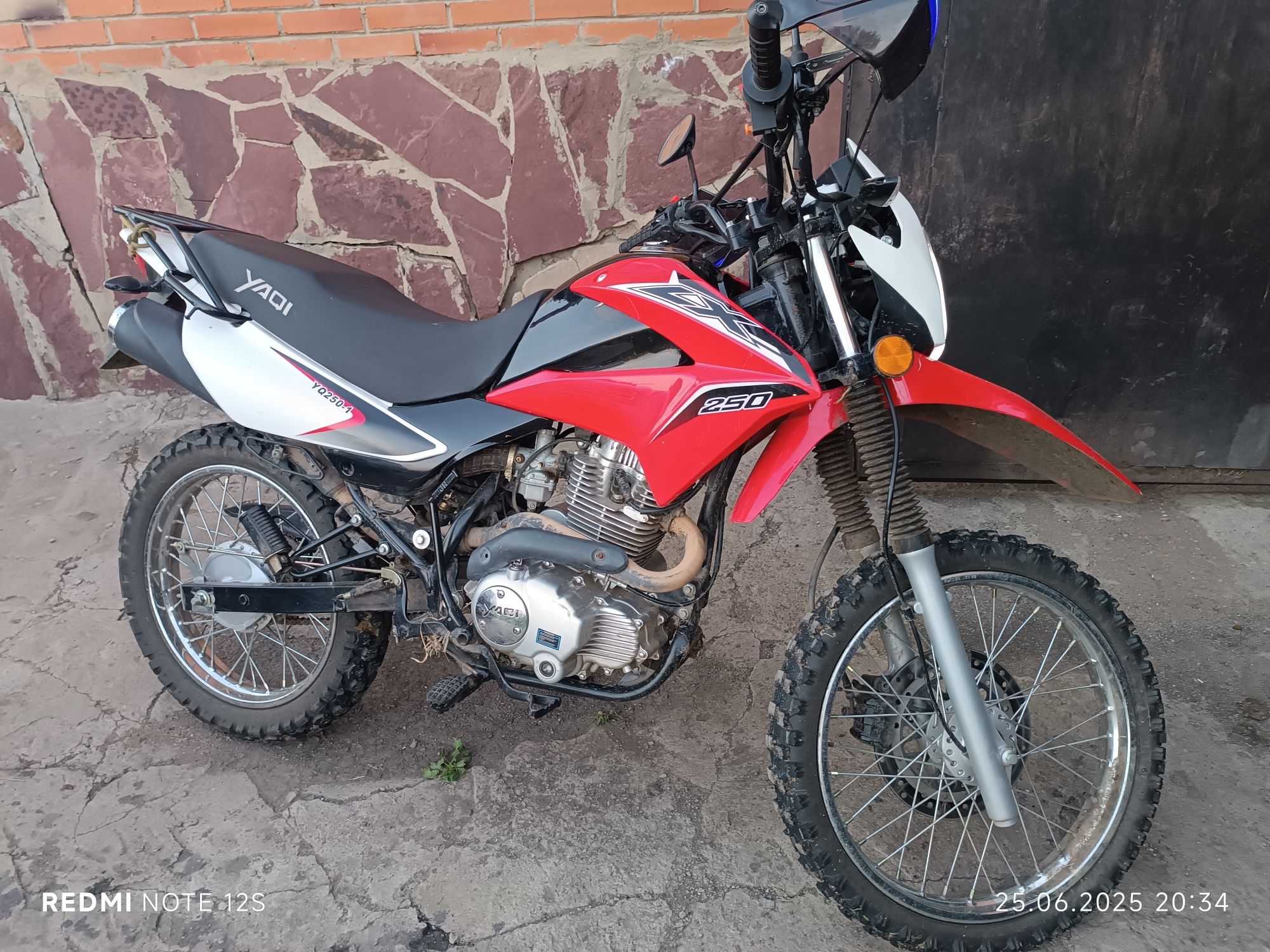 Эндуро Yaqi 250-1