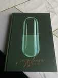 Продам книгу за 7000