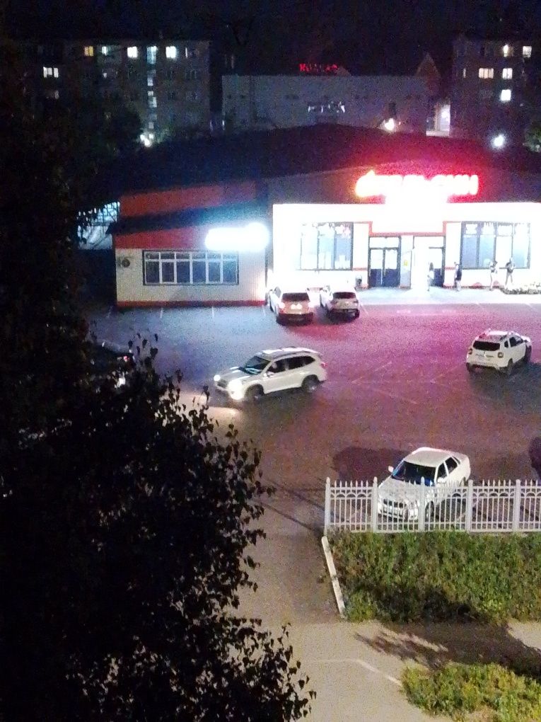 Продам 4 комнатную квартиру на Кунаева