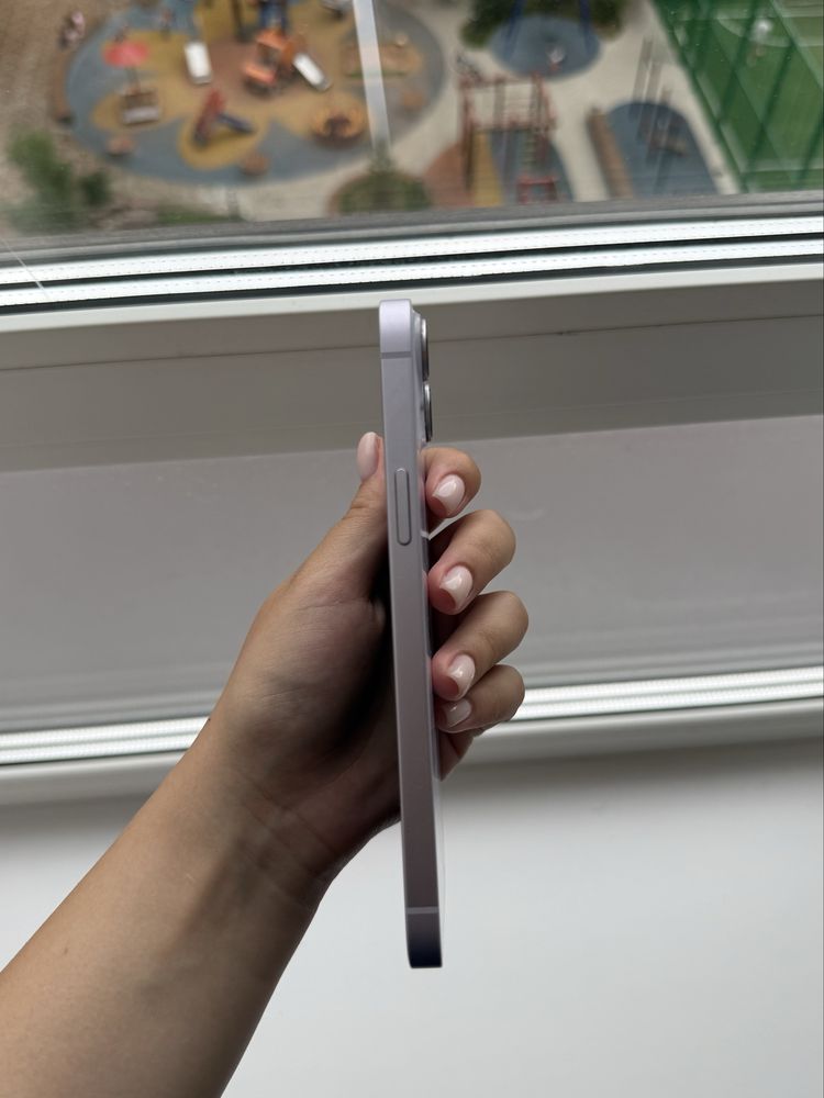 Продам iPhone 14 Plus