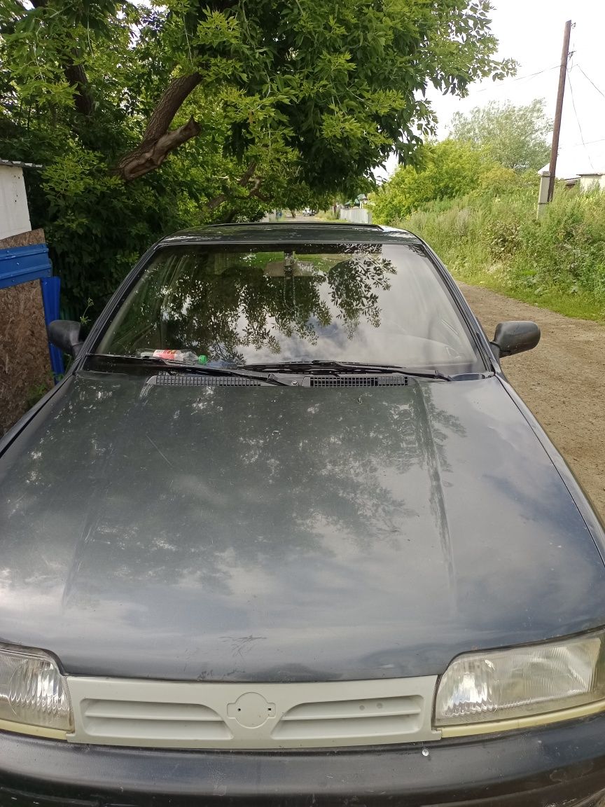 Продам Нисан Р10