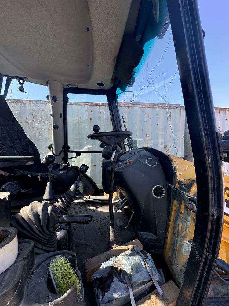 JCB на ходу торг при осмотре