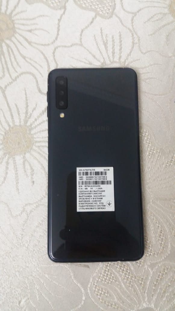 Samsung Galaxy A-7