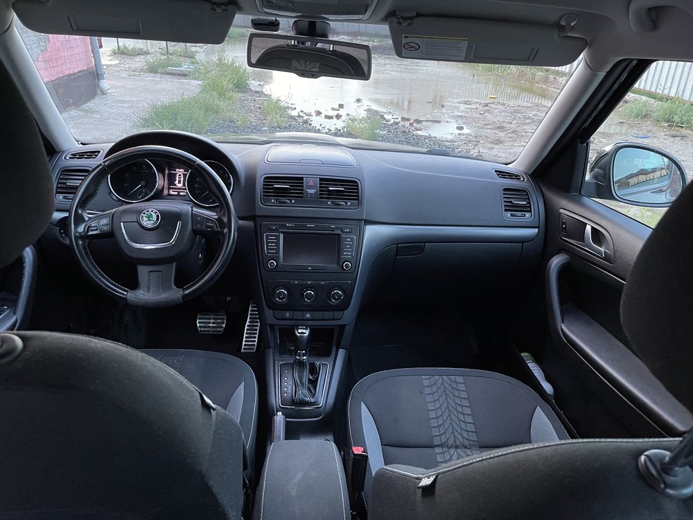Машина skoda yeti 2013 автомат