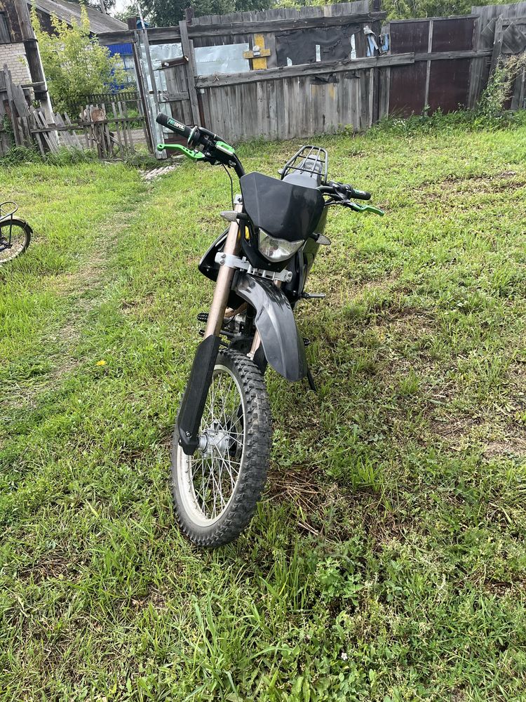 Продам мотоцикл FMZ250