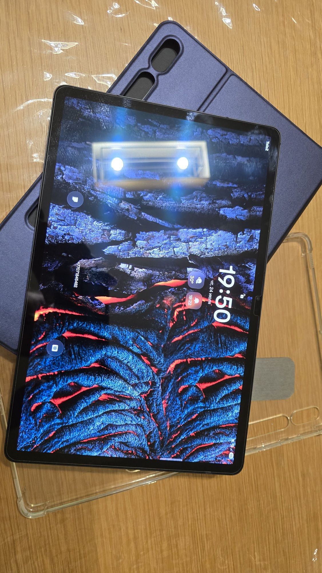 Продам Samsung Tab S8 +