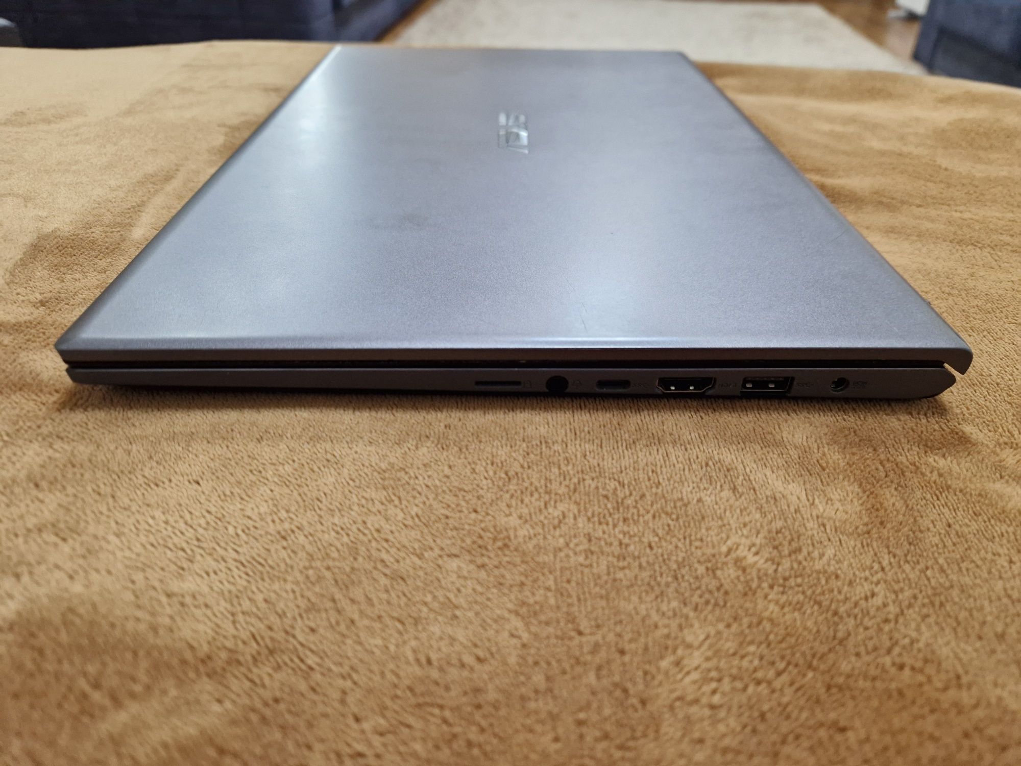 Asus Vivobook X512D
