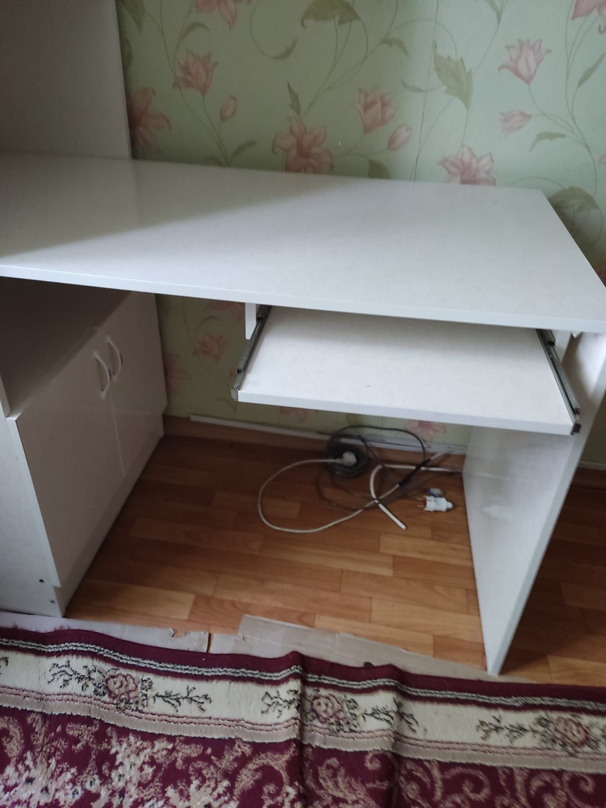 Продам Шкаф с полками