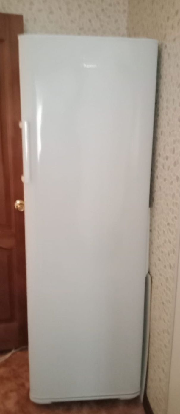 Продам морозильник 8-ми секционный