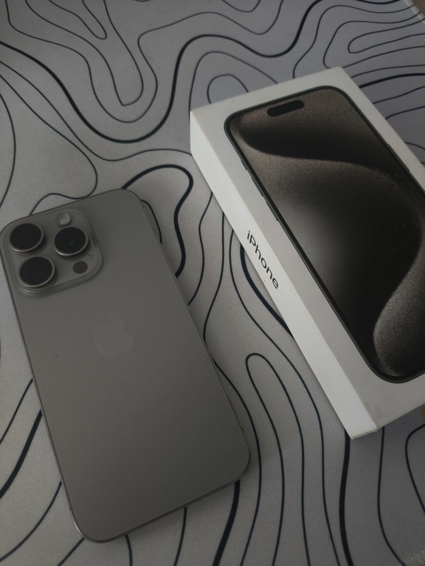 Продается Iphone 15 pro