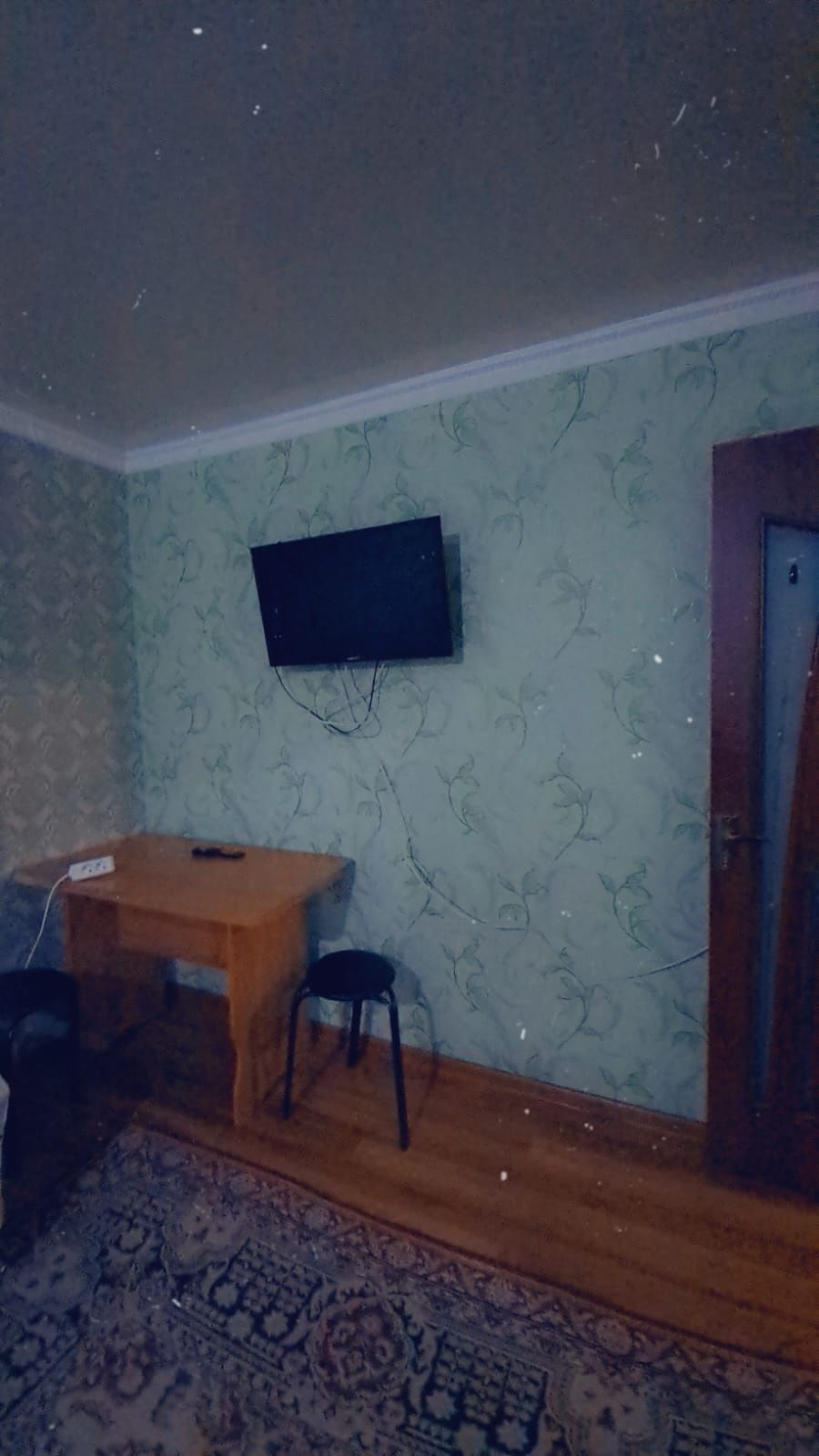 Сдам 1 комнатную квартиру в мкр 16 мкр суточно упакованная чистая