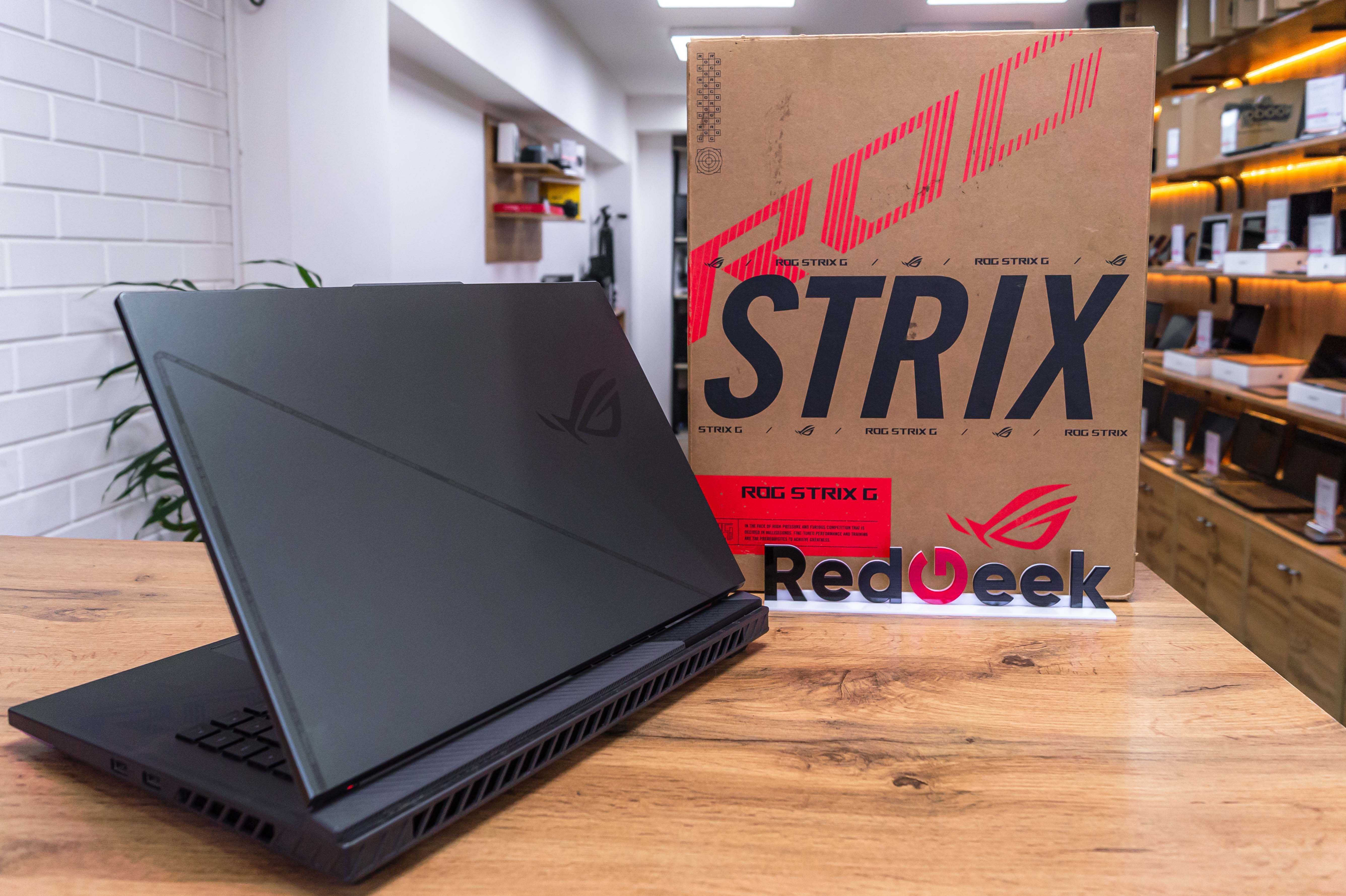ASUS ROG STRIX G16 614J CORE I7-13650HX RTX 4070 SSDM2 1 TB Red Geek