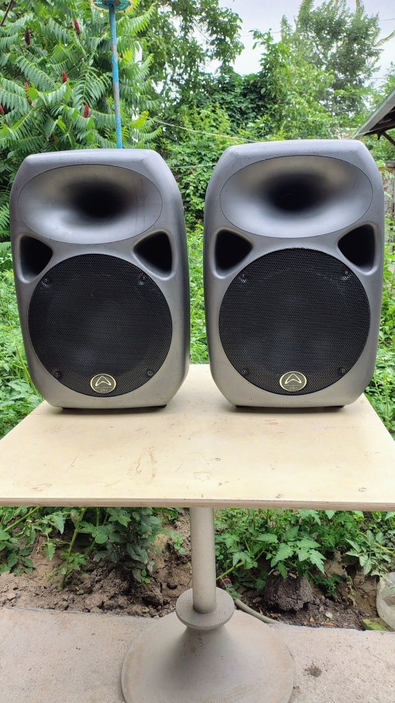 Wharfedale pro Titan 12