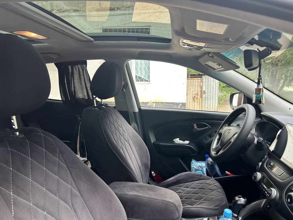 Продам Hyundai Tucson 2013 г.в. 4wd , полной копмлектации