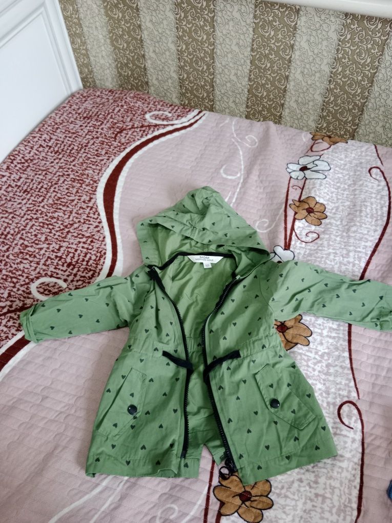 Продам куртку демисезонка