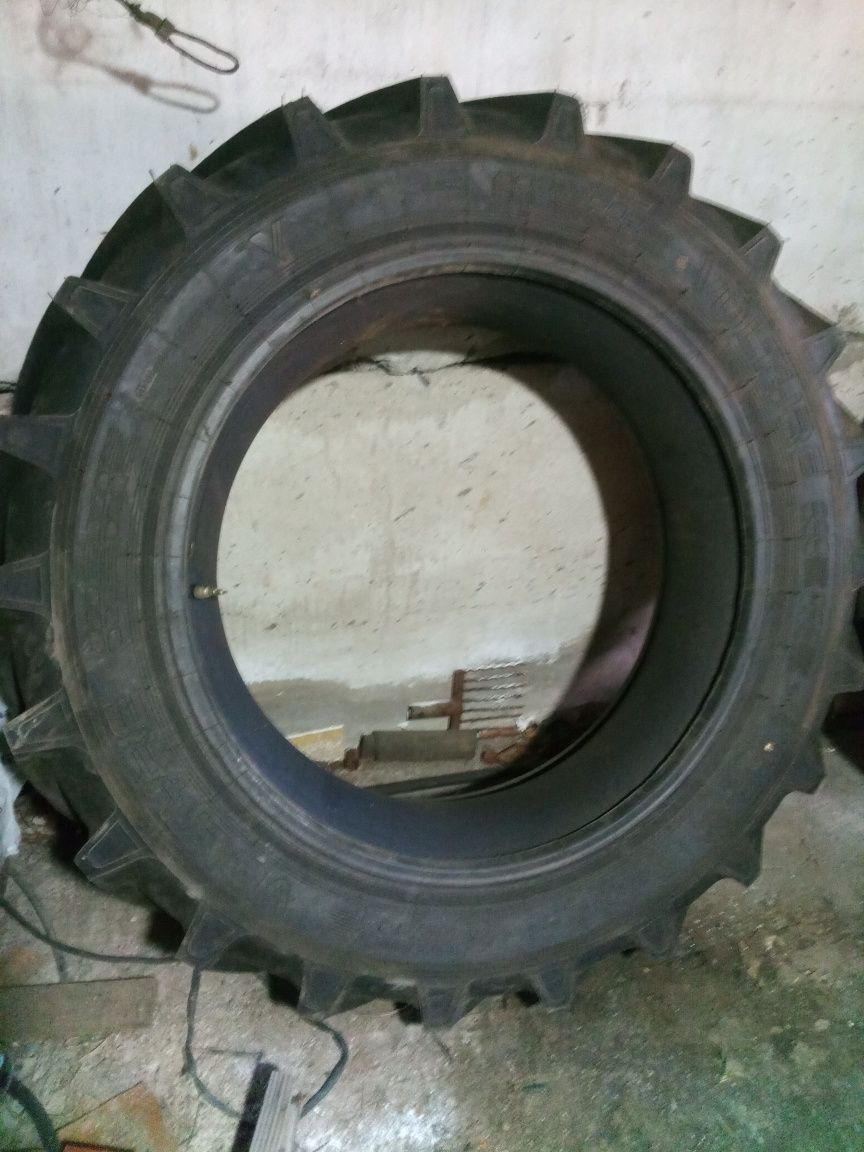 Продам шины новые МТЗ-82.2шт.