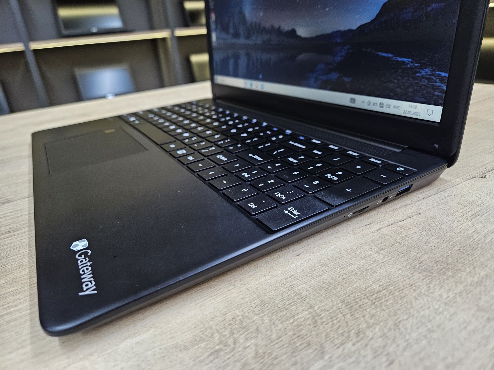 Мощные офисные ноутбуки Gateway 15: Core i3-1115G4, 4 ГБ , SSD 128 ГБ
