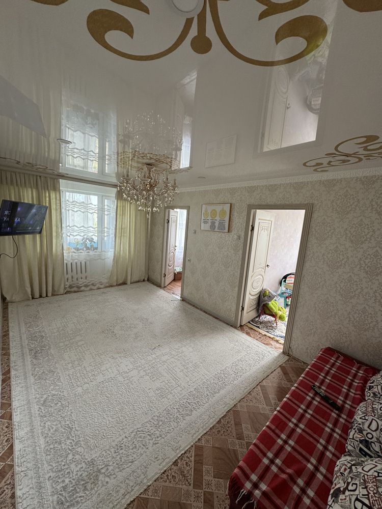 Продам 3х комнатную квартиру на 5 этаже. Имеется средний ремонт