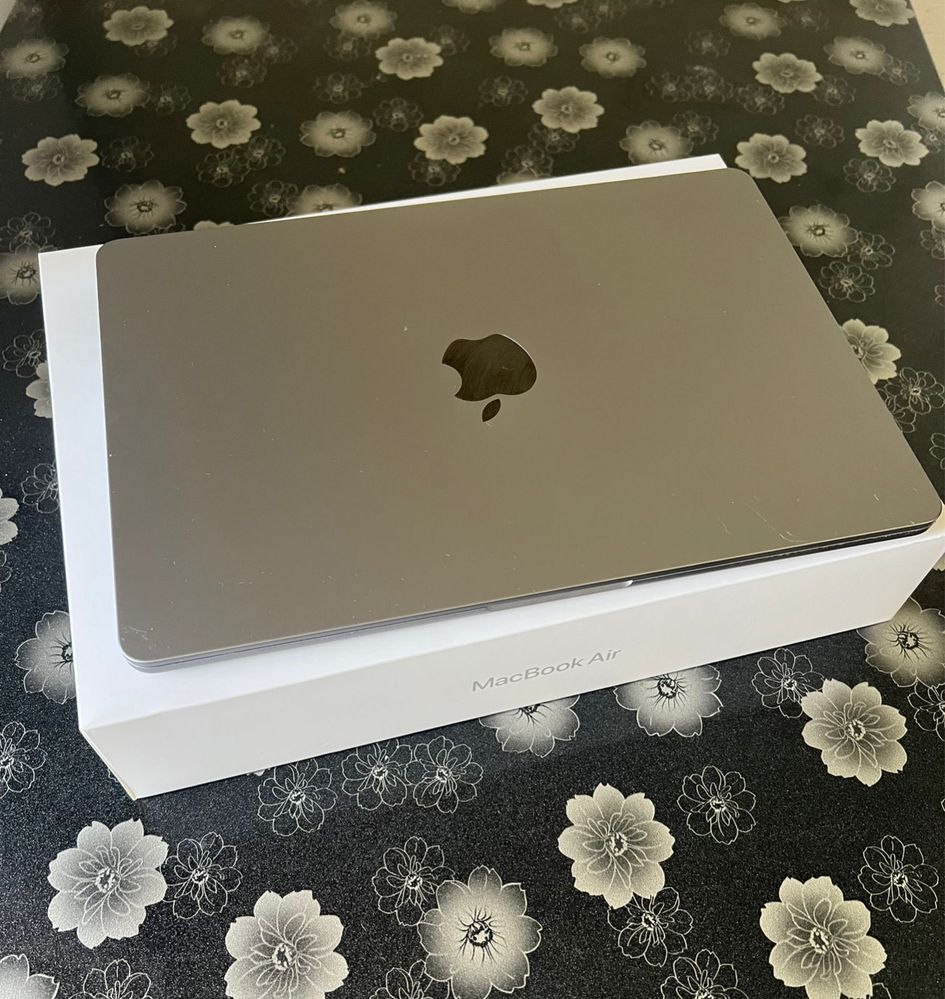 MacBook Air M2 2022