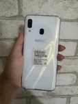 Samsung Galaxy A30