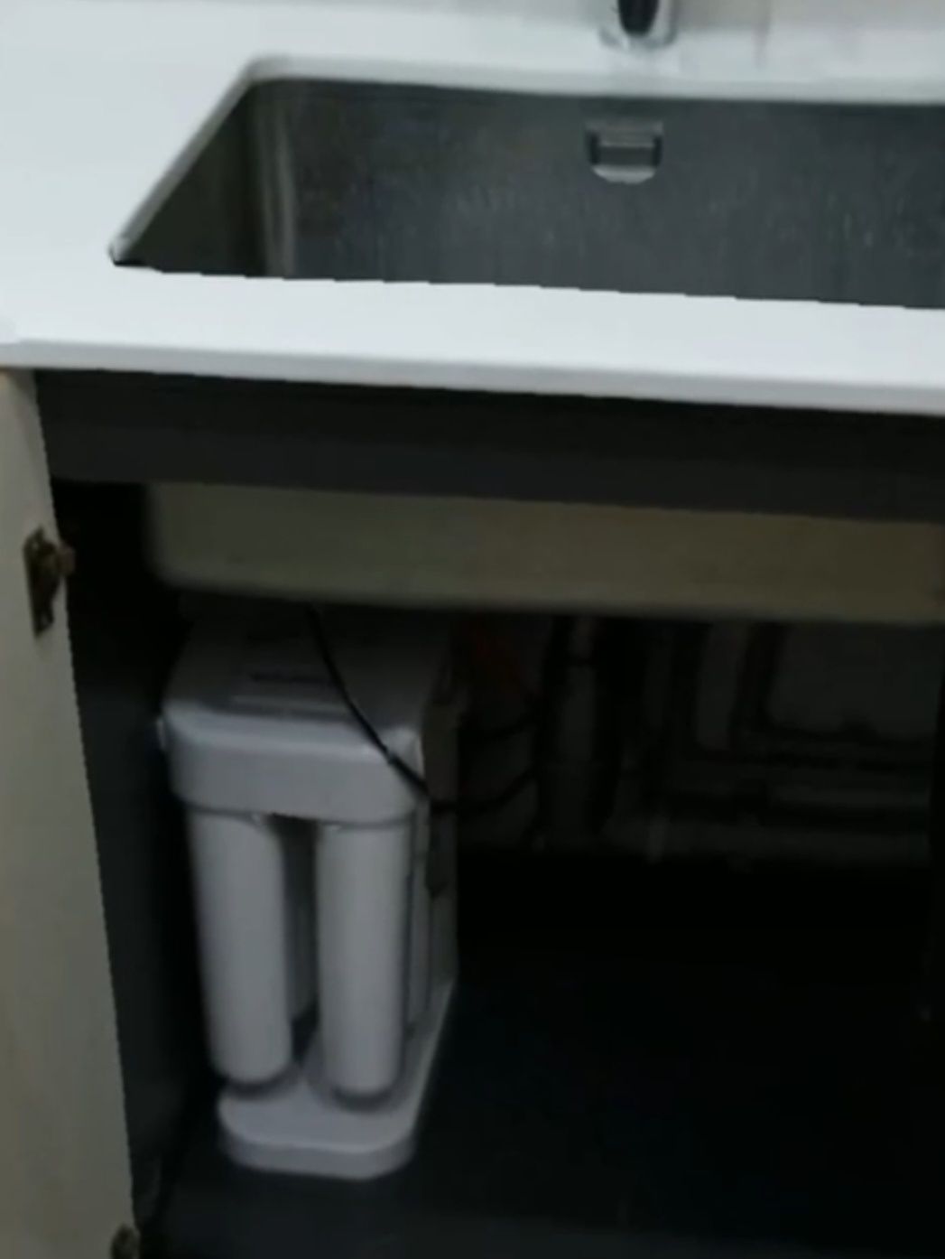 Установка фильтров для воды Аквафор