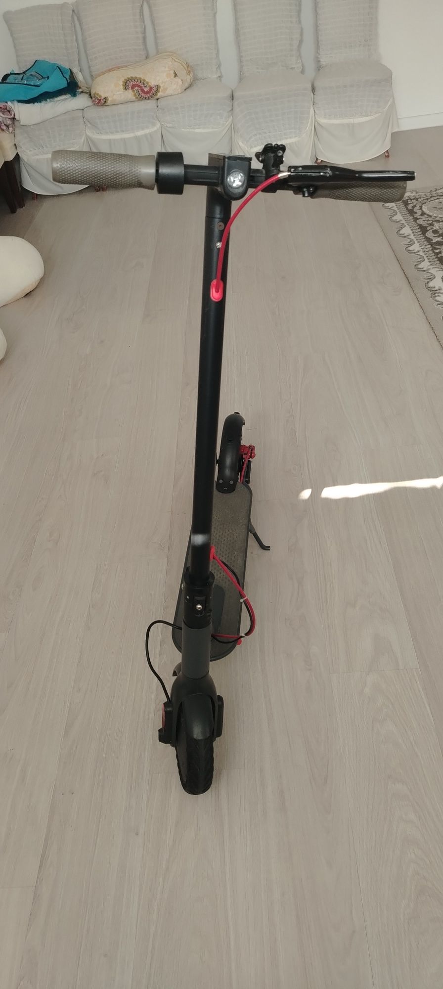 Продам электронсамокат-Xiaomi