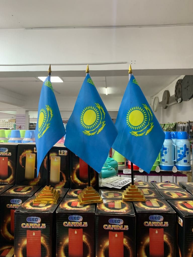 Флажки и флаг Казахстана,России,Китая,Германии, Сша
