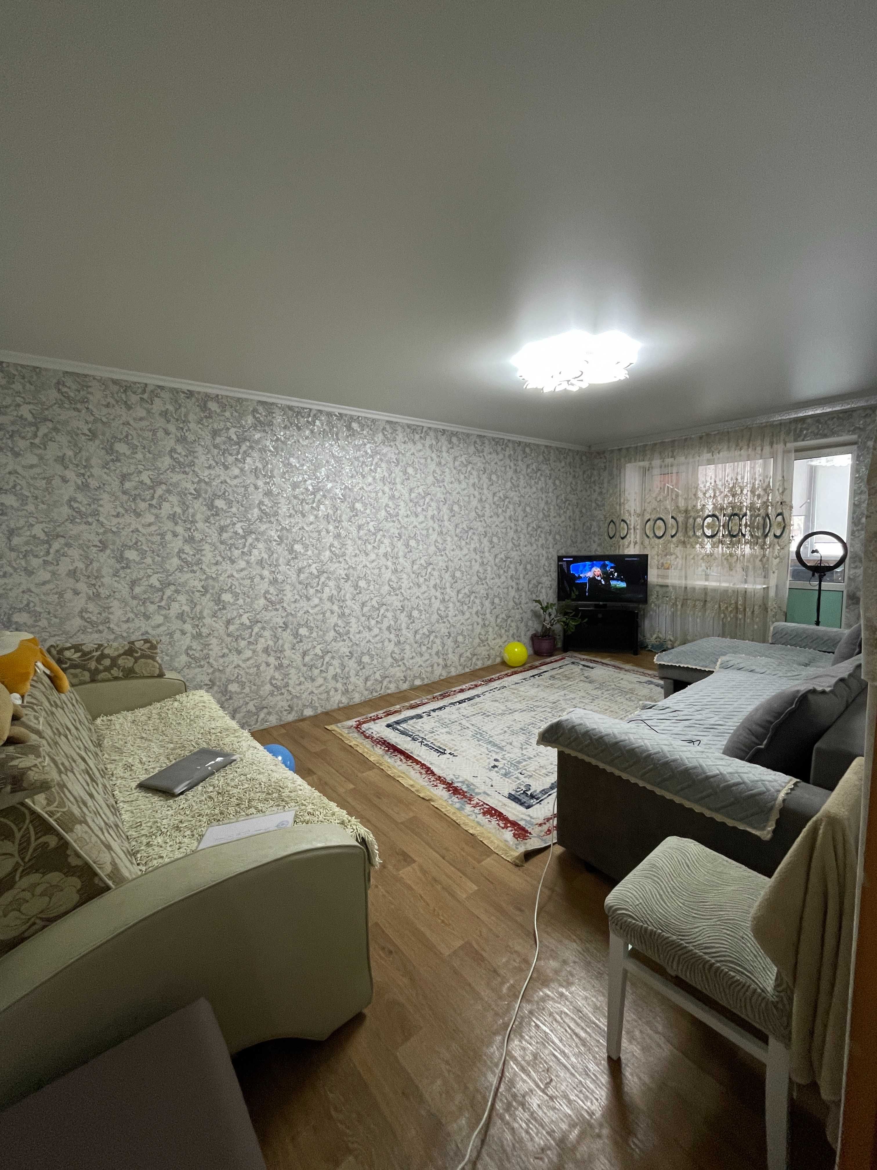 Продается просторная 2комнатная квартира, район Мясокомбината, КСК