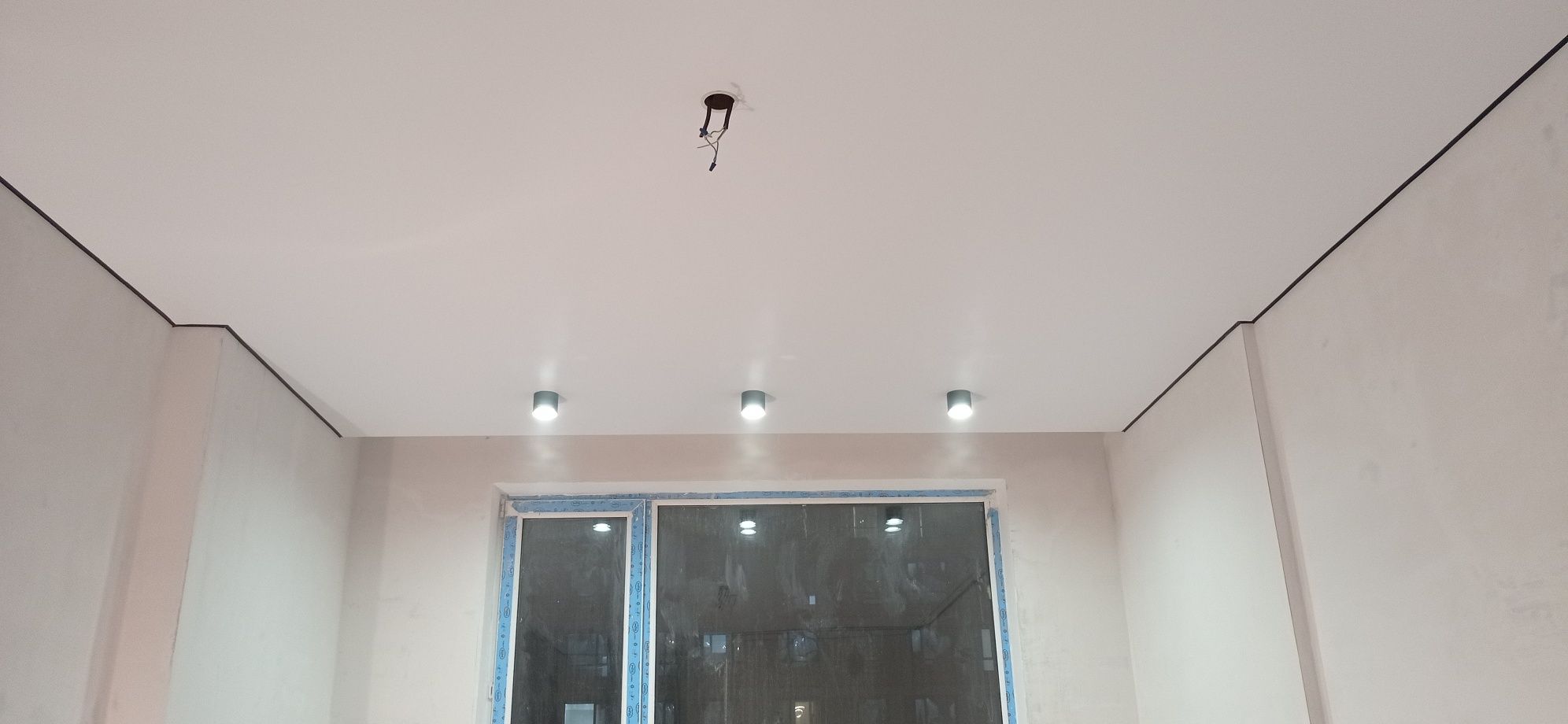 Натяжной потолок от 1500 м²