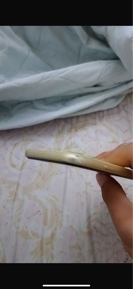 Айфон 11 Желтый