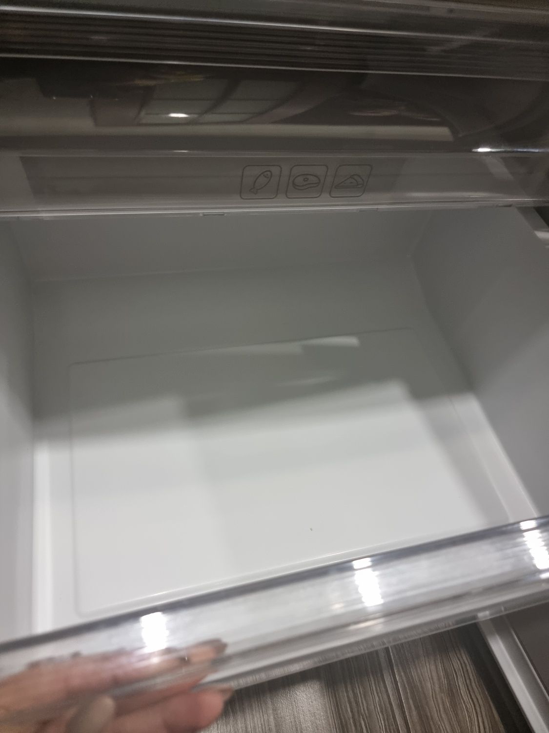 Продам холодильник Haier