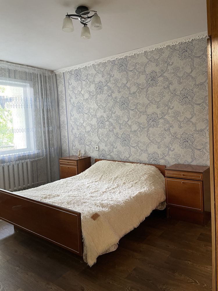 Продам 4-х комнатную кваритру район электротовары