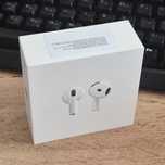 Apple AirPods 4th