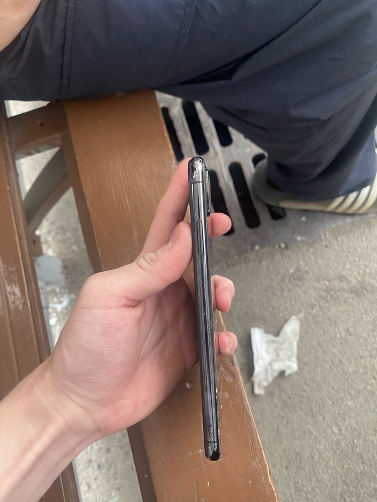 продаю айфон хс макс 64гб