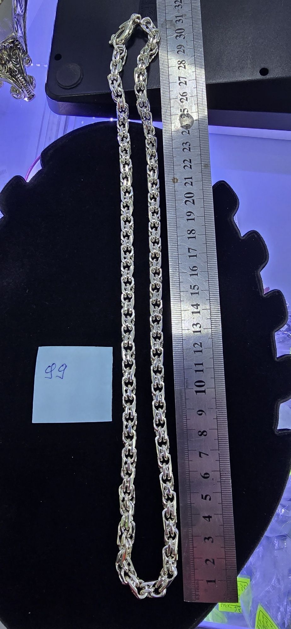 Продажа изделии из серебра, цепи, браслеты и т. д.