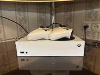 Xbox series s 2 джостика