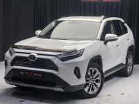 Дефлектор капота на RAV4