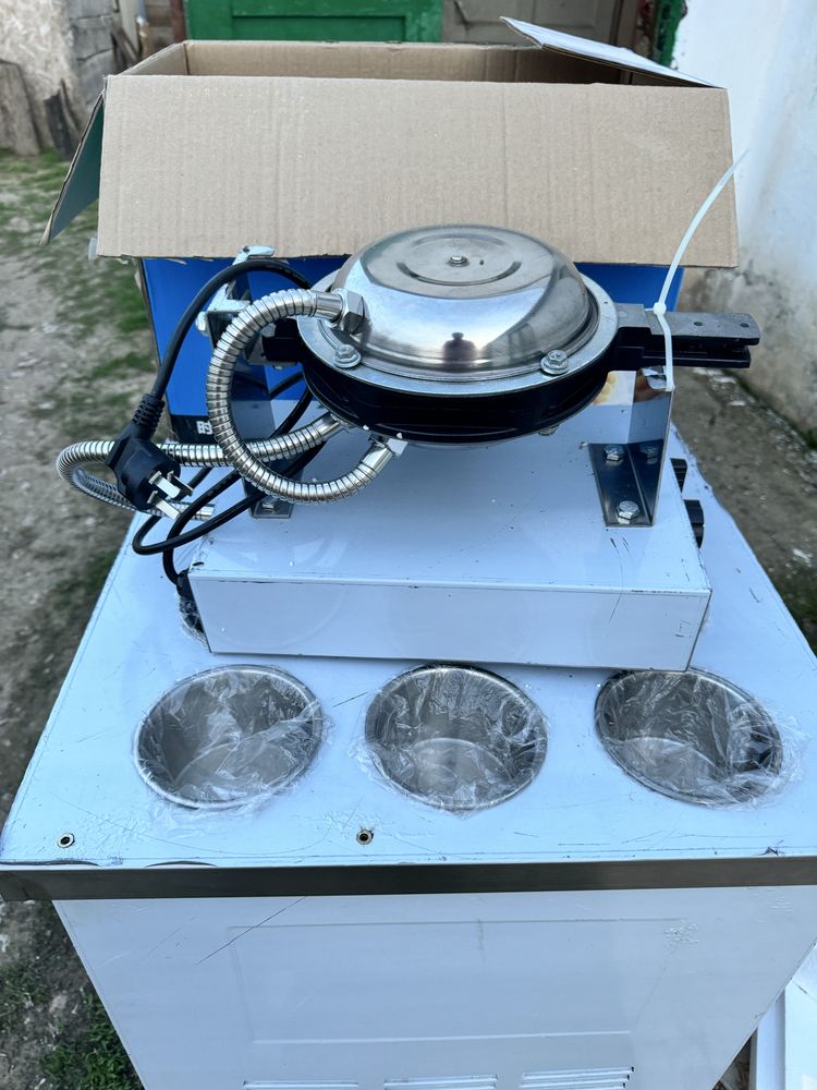 Продам аппарат для жаренных и гонкогских мороженное новая совсем