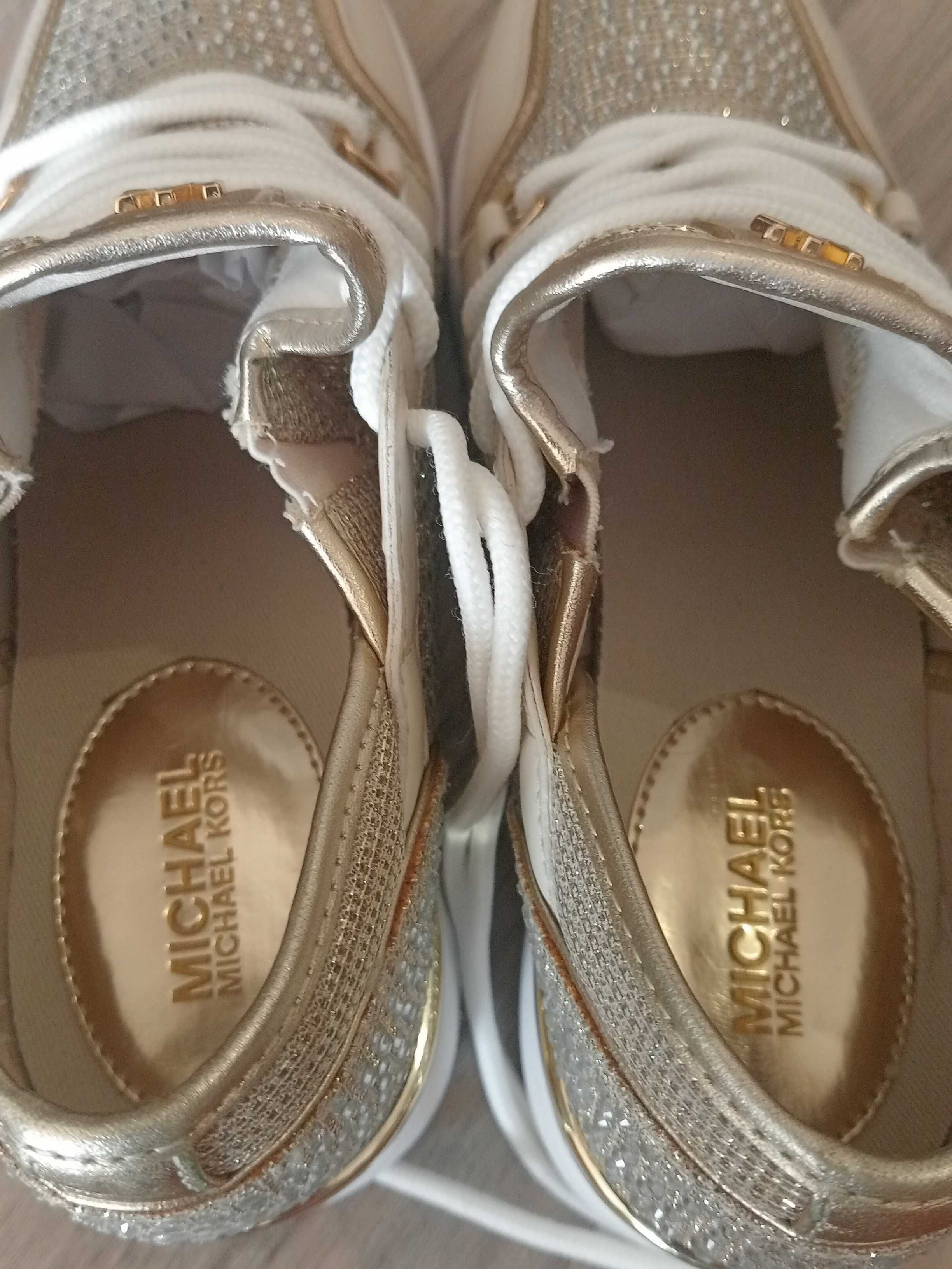 Кроссовки Michael Kors