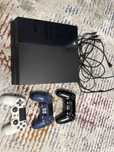 Продам Ps 4 срочно