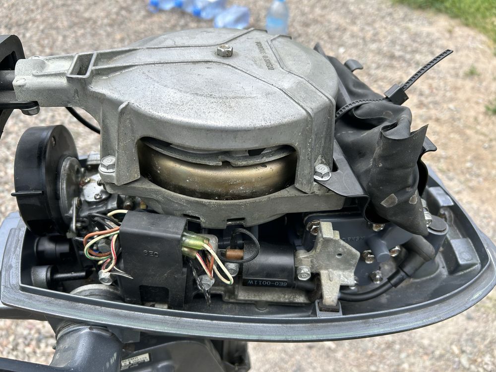 Мотор на лодку Yamaha CSMH. 5