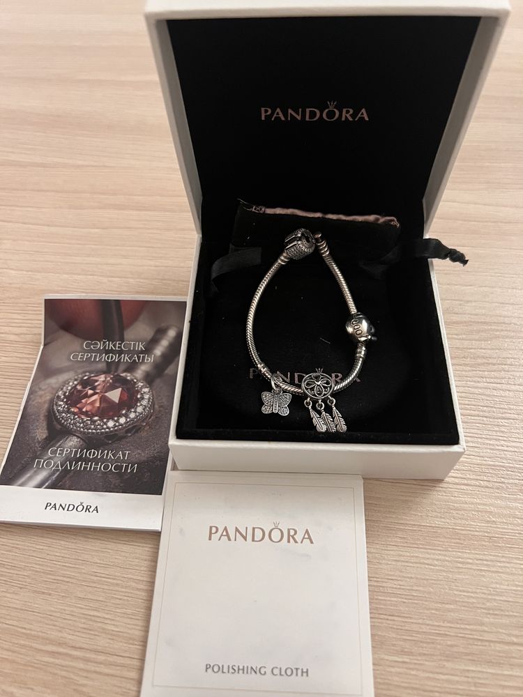 Браслет Pandora