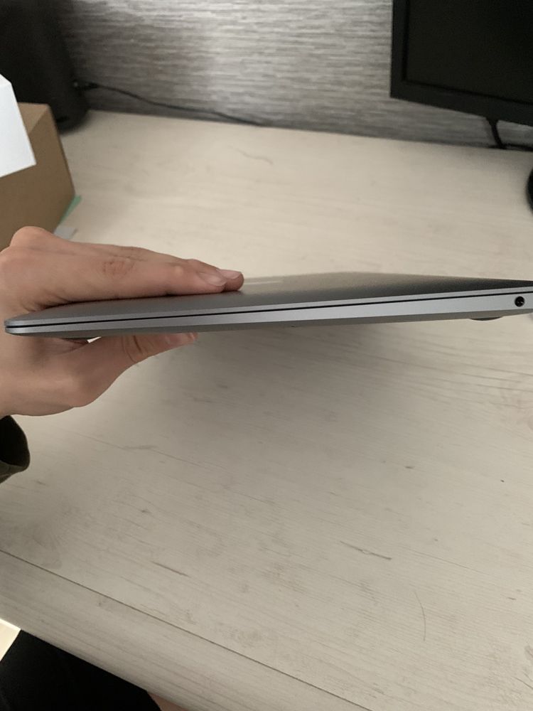 macbook 13 2020 m1 retina