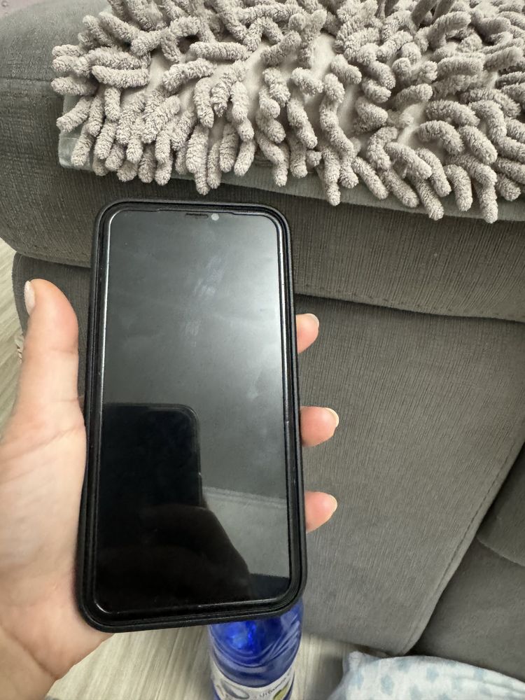 Продам iphone 11