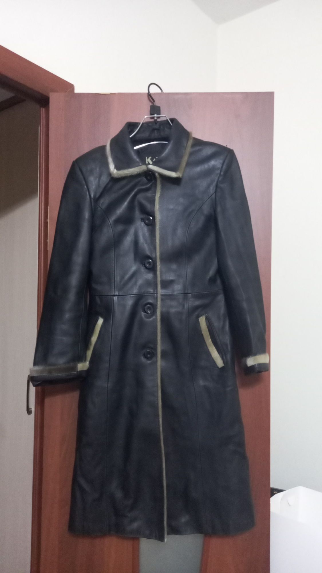Продам суртюк кожаный