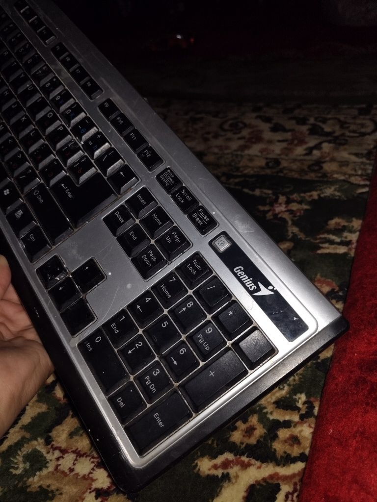 Клавиатура Genius Срочно