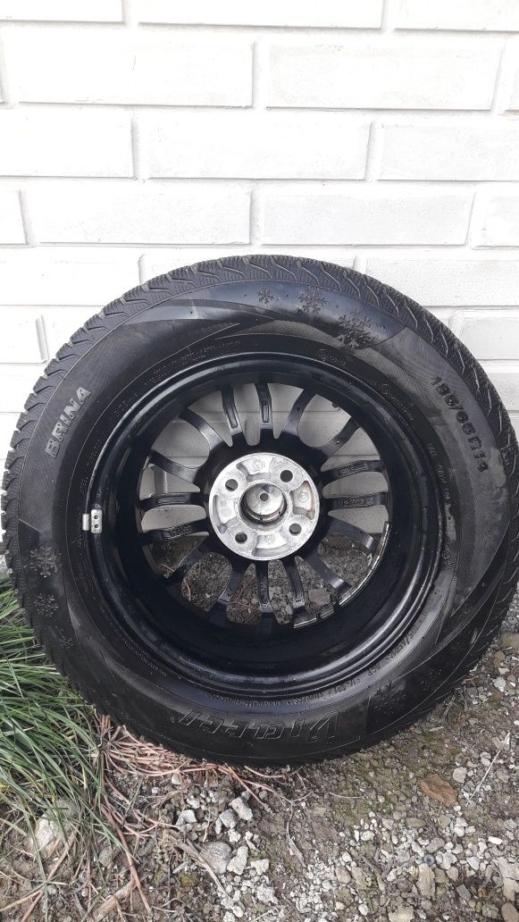 Колесо в сборе Viatti 185/65/14 зимнее