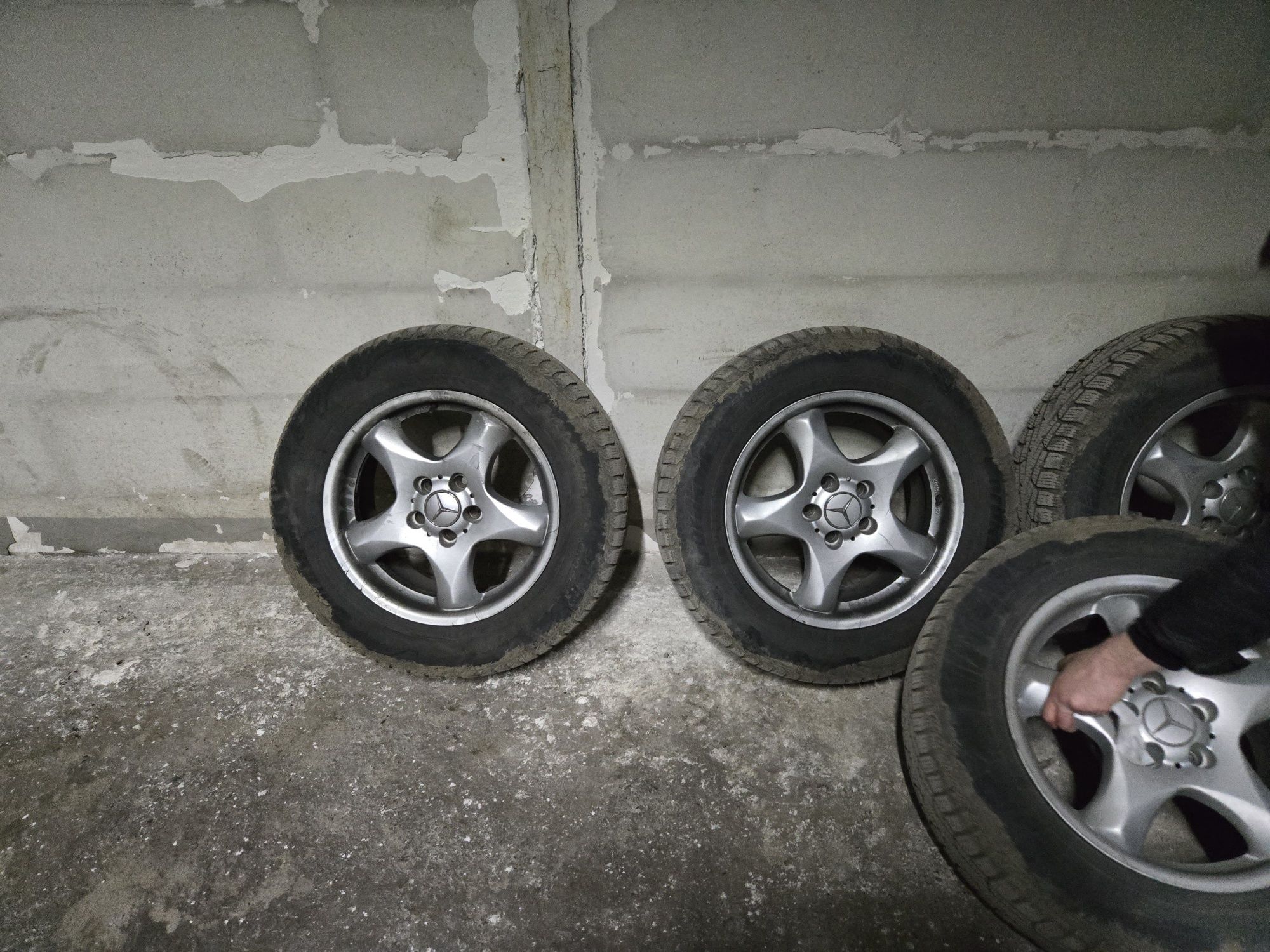 Диски Mercedes R17 235/65