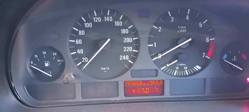 Продам БМВ е39 или обменяю